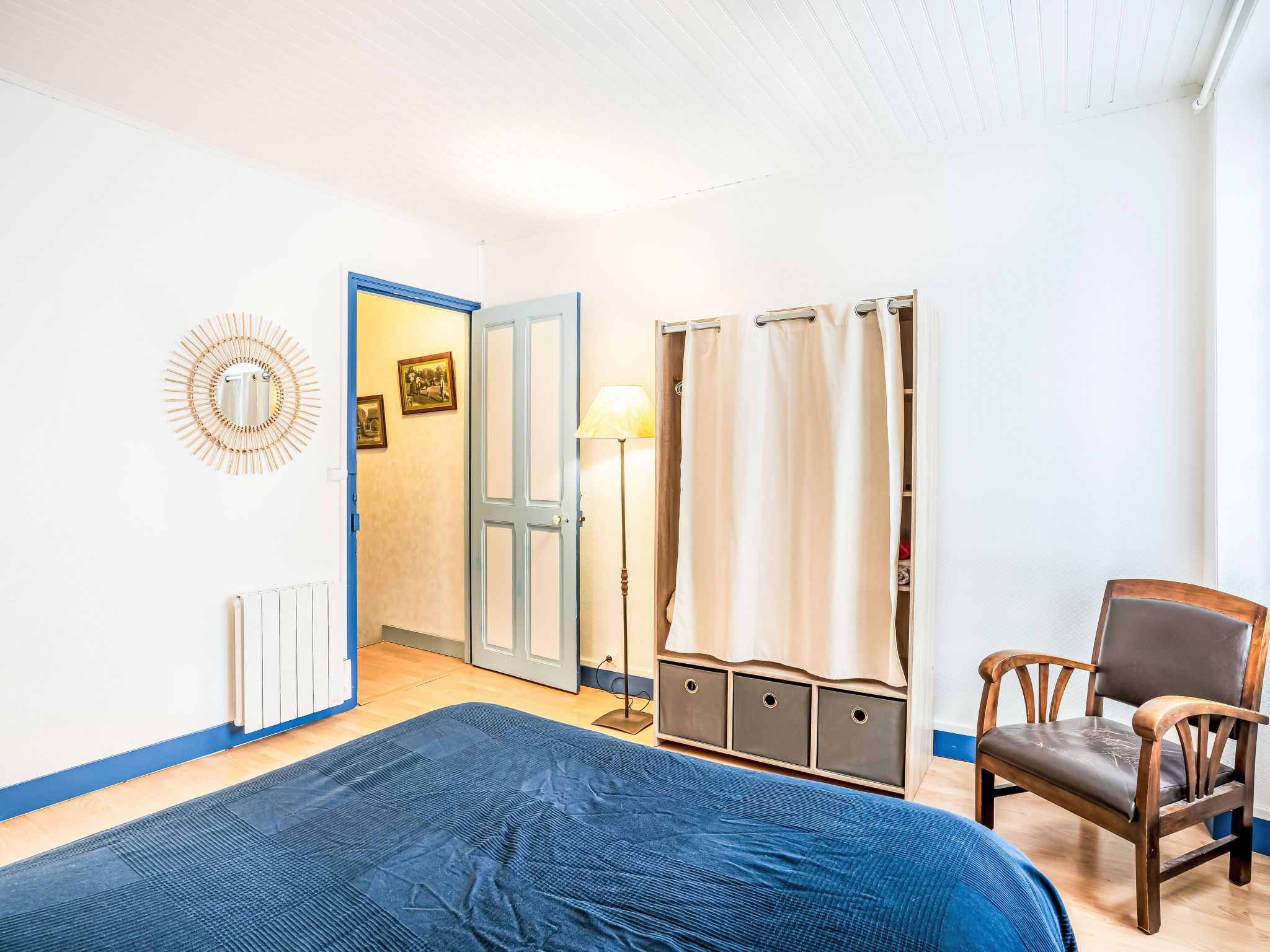 Photo of Les Étourneaux