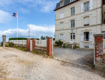 Knus appartement op 20 meter van het strand in Cabourg - thumbnail 2