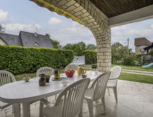 Villa Hélios: Vrijstaande woning op 350m van strand en centrum in Merville-Franceville - thumbnail 1