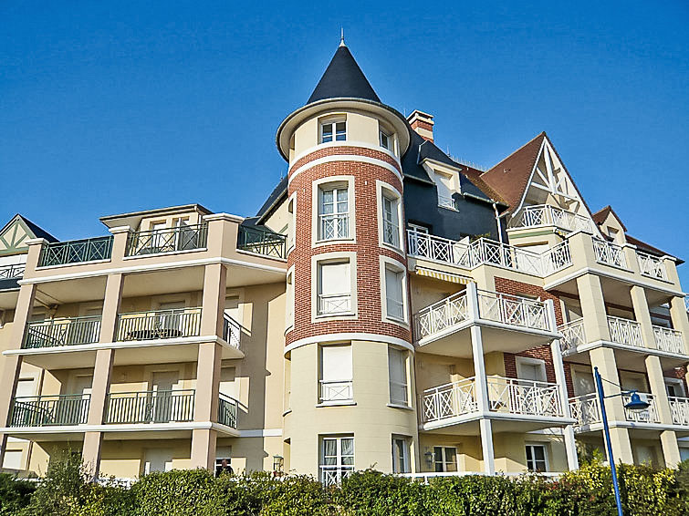 Le Manoir Apartment in Cabourg