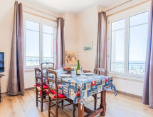 Appartement Cabourg: 20 meter van het strand, charmant en compleet - thumbnail 3