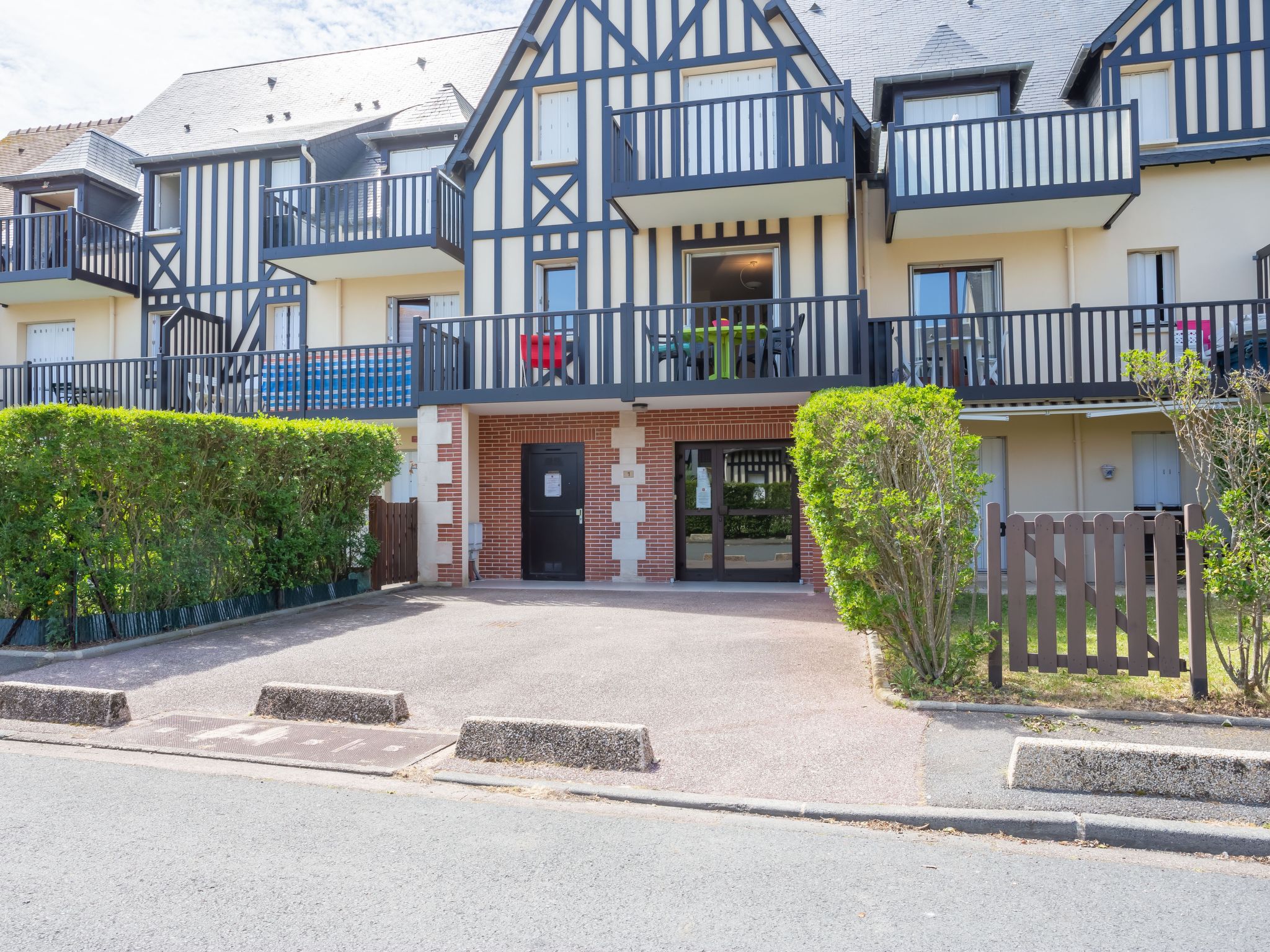 Photo of Fleur Marine