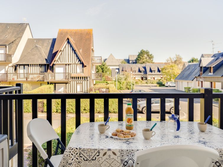 Op 300 m van zee: Sfeervol appartement Fleur Marine in Cabourg · 4 pers. in Cabourg