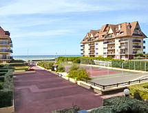 Appartement aan zee in Cabourg met verwarmd zwembad, 50m van strand - thumbnail 2