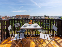 Licht appartement op 350 meter van het strand van Cabourg - thumbnail 4