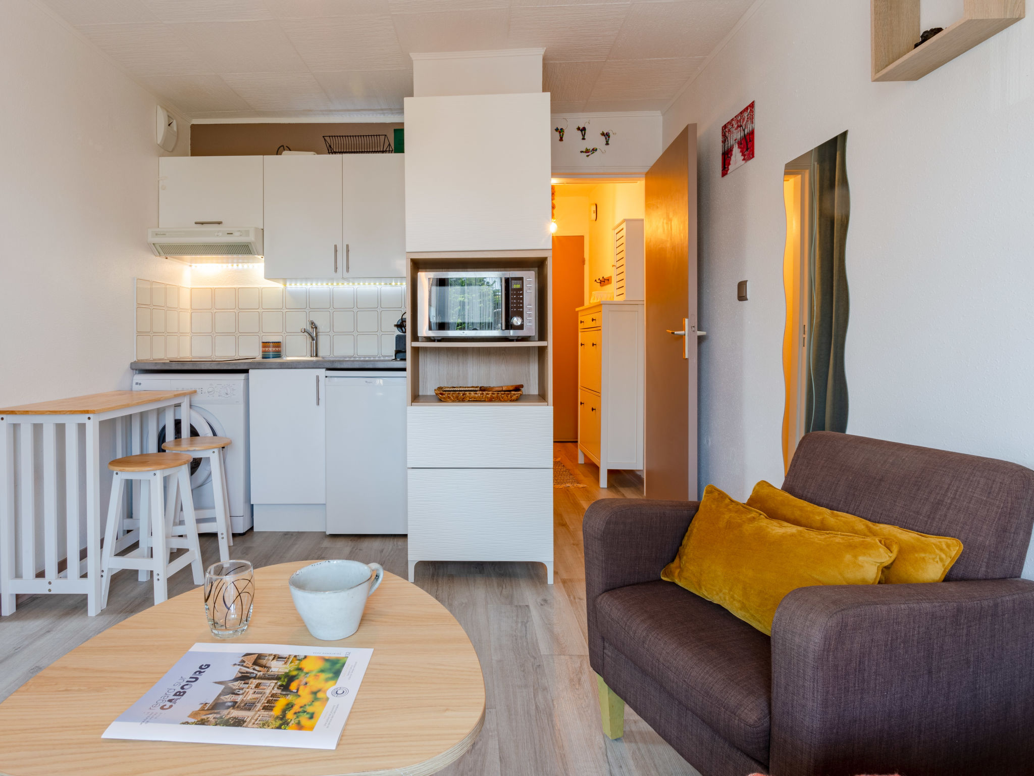 Cabourg Plage-Inside