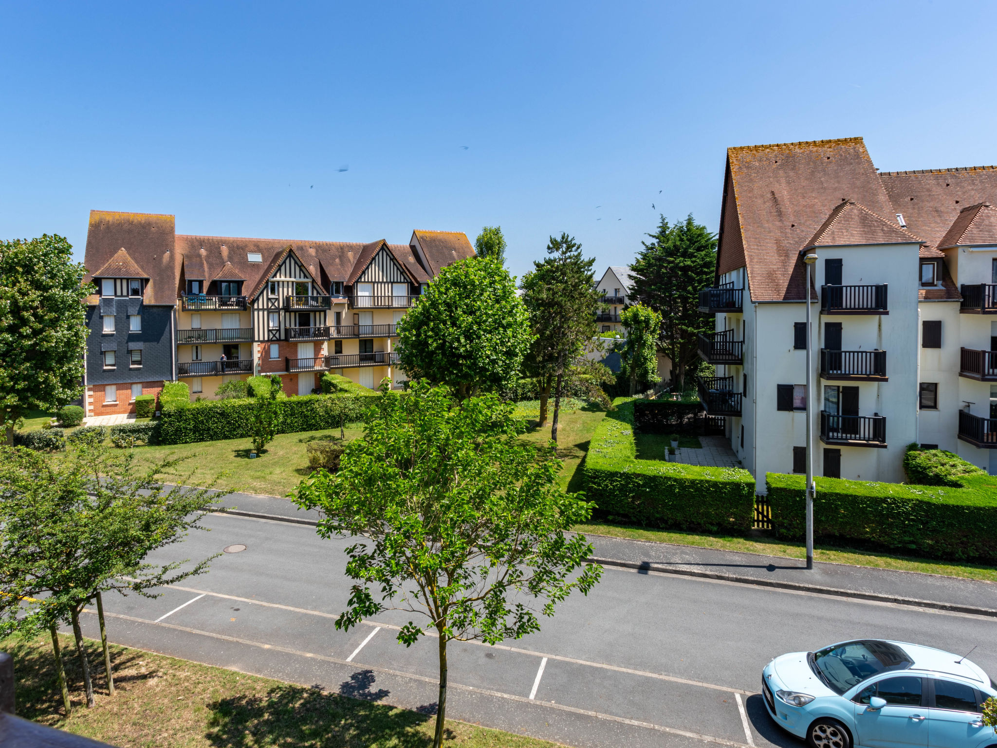 Cabourg Plage-Outside