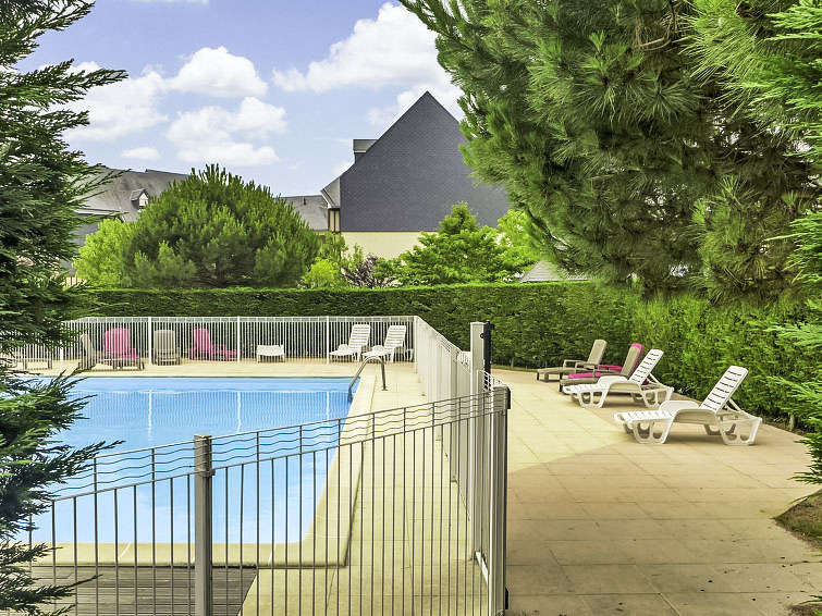 Search and Stay destination Dives-sur-Mer, Normandie - France from AU$ 205. Les Goélands