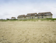 Aan zee: Sfeervol appartement met zeezicht en zwembad in Cabourg - thumbnail 5