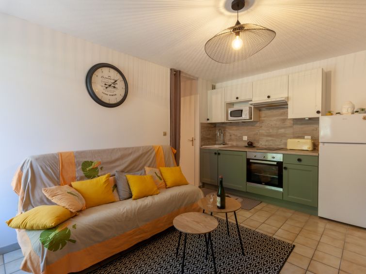 Search and Stay destination Varaville, Normandie - France from AU$ 140. Les Manoirs de la Côte