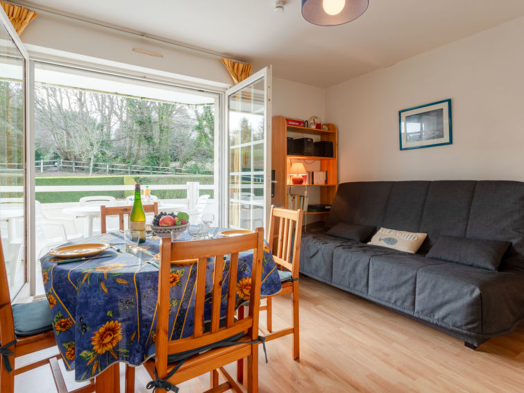 Search and Stay destination Villers-sur-Mer, Normandie - France from AU$ 162. Les Jardins de la Côte Fleurie