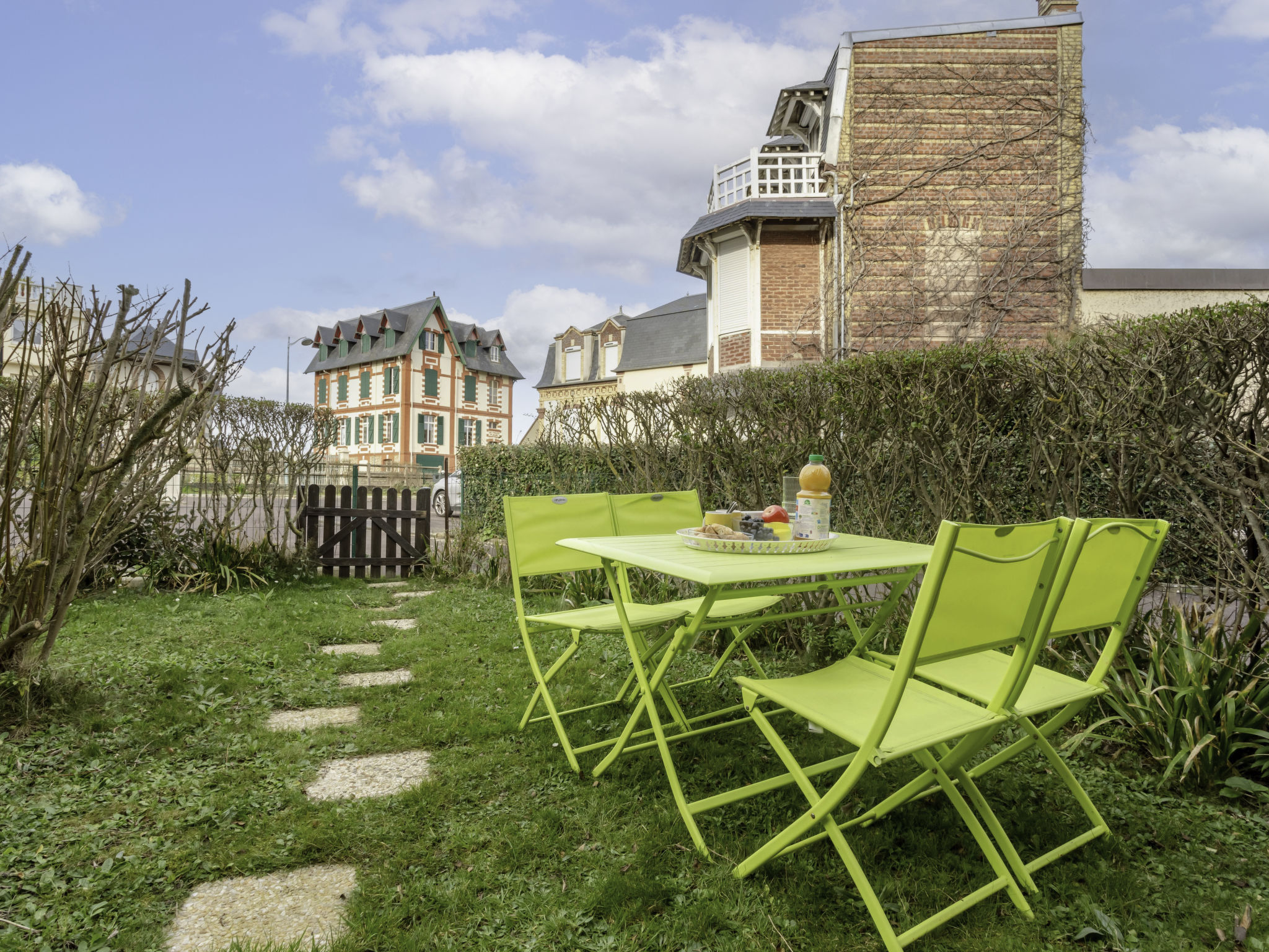 Le Vert Clos Apartment in Villers sur mer