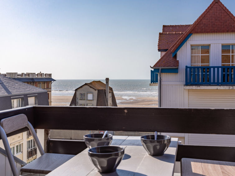 Zeezicht en rust in appartement Le Grand Cap in Villers-sur-Mer in Villers sur mer