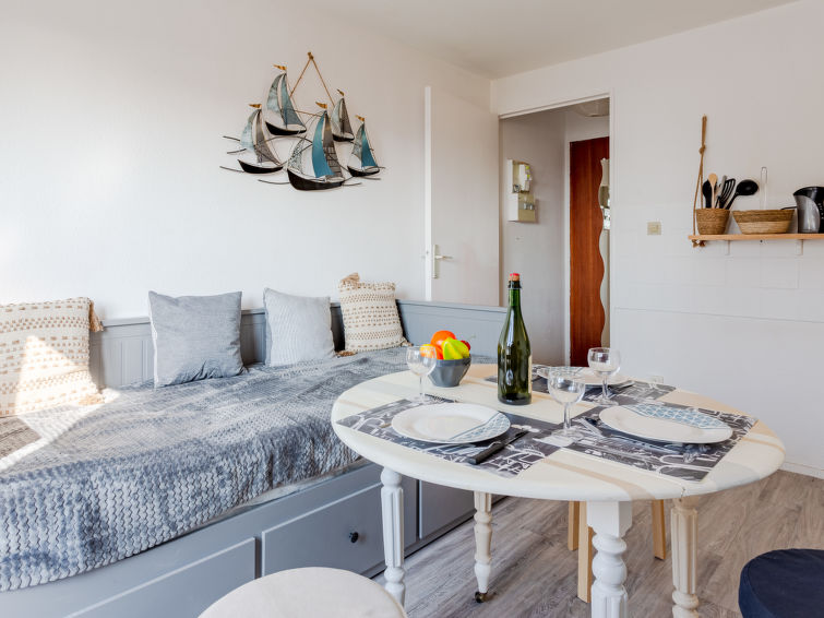 Search and Stay destination Villers-sur-Mer, Normandie - France from AU$ 128. Le Grand Cap