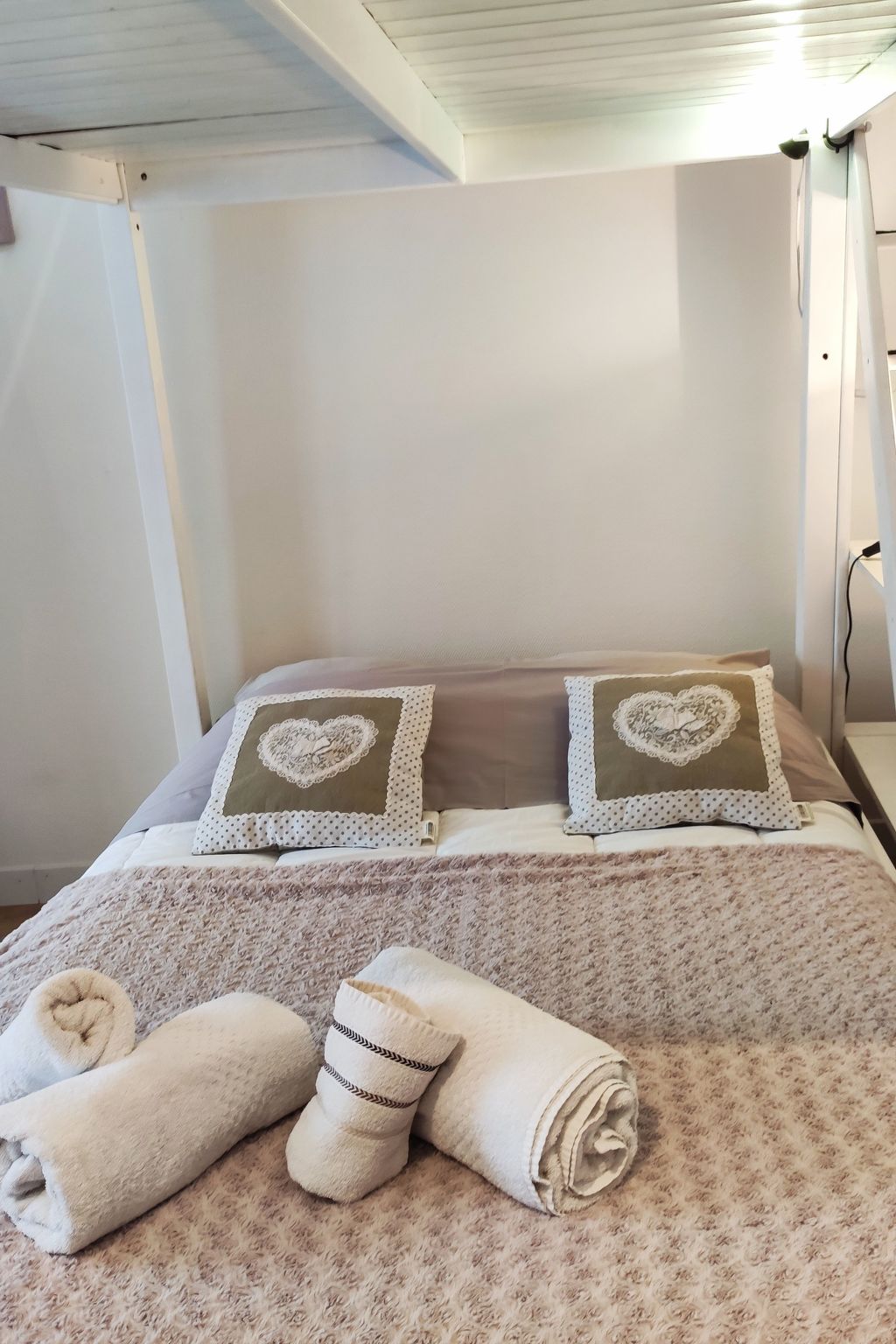 Joli studio pour 2 personnes-Binnen