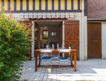 Holiday home La Pommeraie