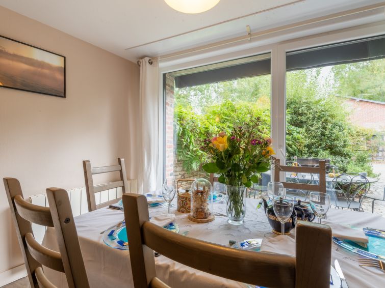 Search and Stay destination Beuvron-en-Auge, Normandie - France from AU$ 233. La Glycine