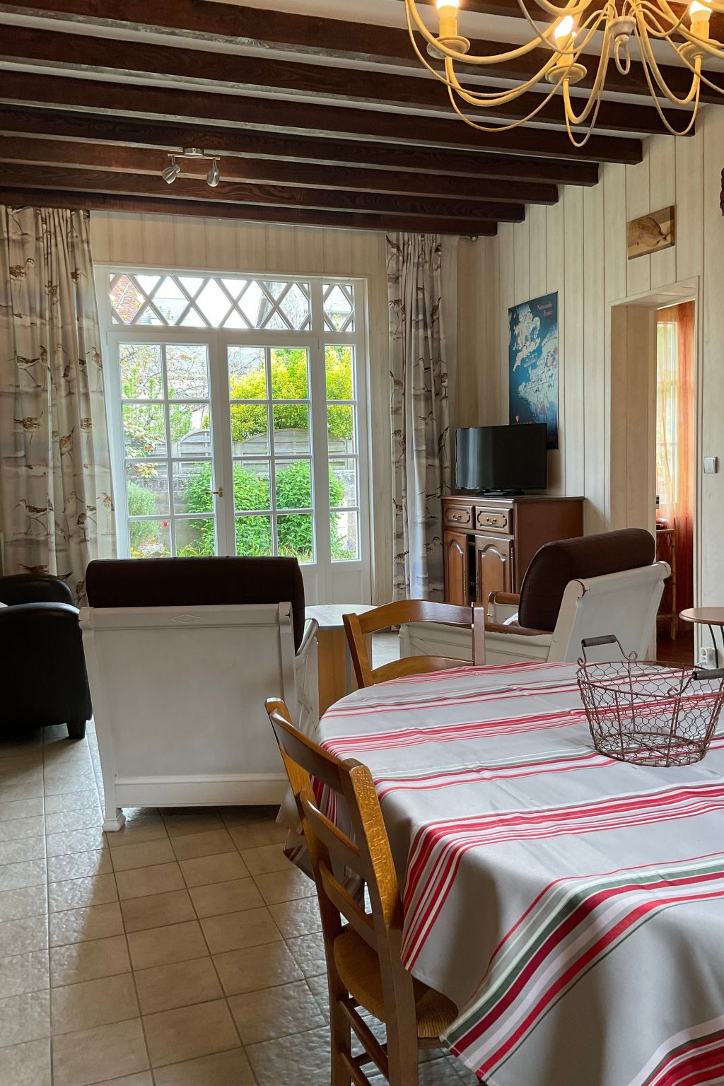 "Les flots bleus" (Die blauen Strände)-Dedans