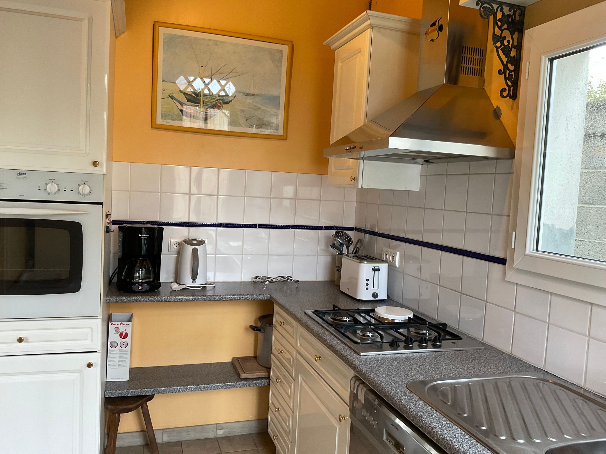 "Les flots bleus" (Die blauen Strände)-Dedans