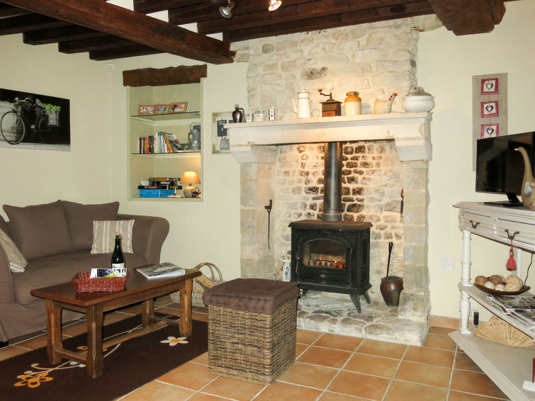 Search and Stay destination Canchy, Normandie - France from AU$ 115. Héroult (CCY600)