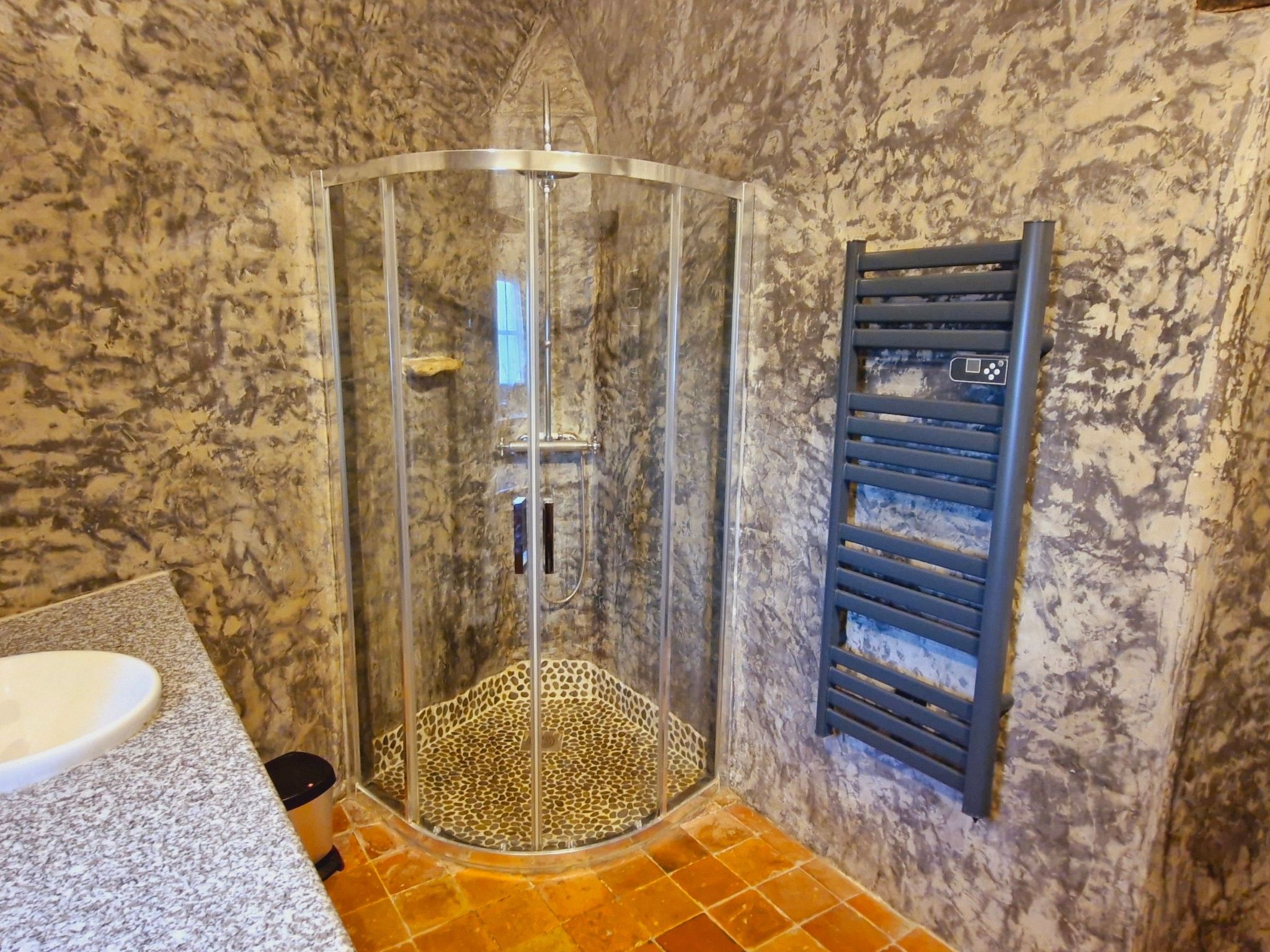 Le domaine des roseraies, gîte les roseraies-Binnen