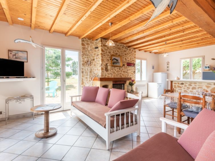 Search and Stay destination Hauteville-sur-Mer, Normandie - France from AU$ 269. Les Mouettes