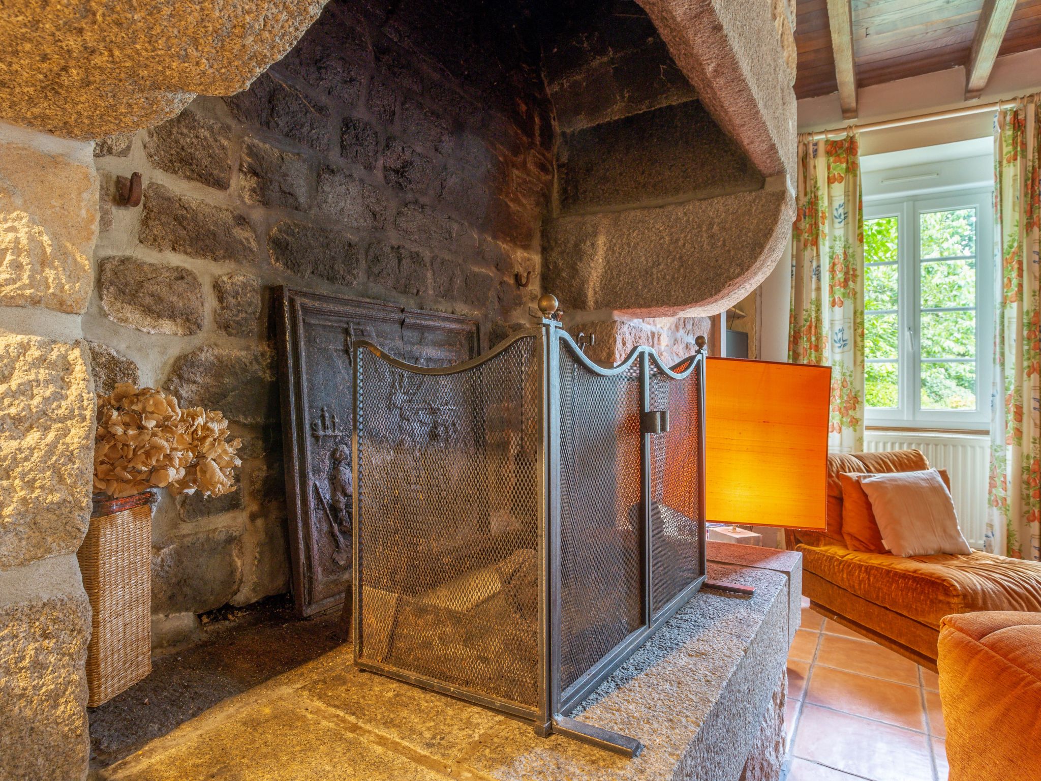 La Haute Gilberdière — Living Room (2 of 20)