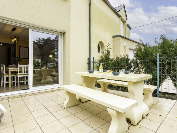Search and Stay destination Barneville-Carteret, Normandie - France from AU$ 161. Guernesey