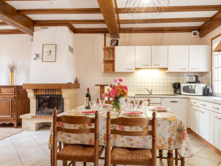 Search and Stay destination Barneville-Carteret, Normandie - France from AU$ 171. Tytisa N°1