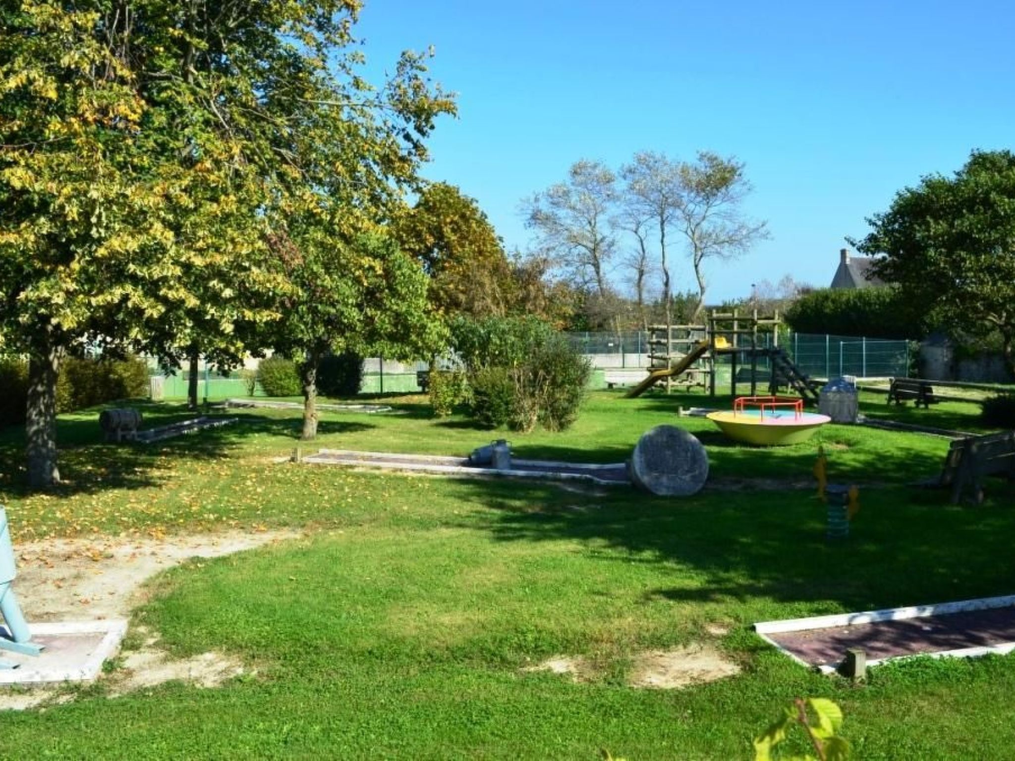 "Garence" mit eigener Terrasse-Dehors