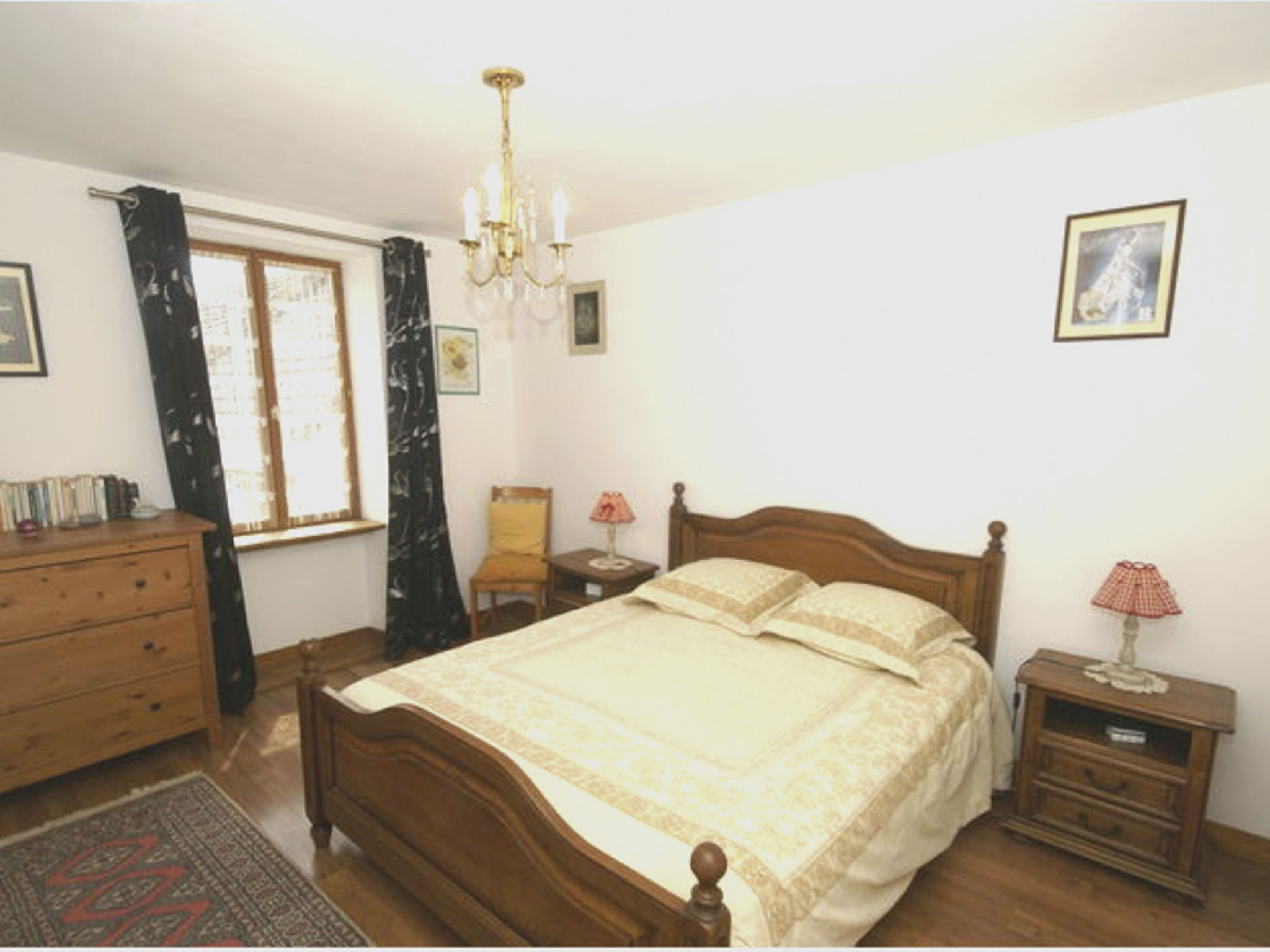 "Garence" mit eigener Terrasse-Dedans