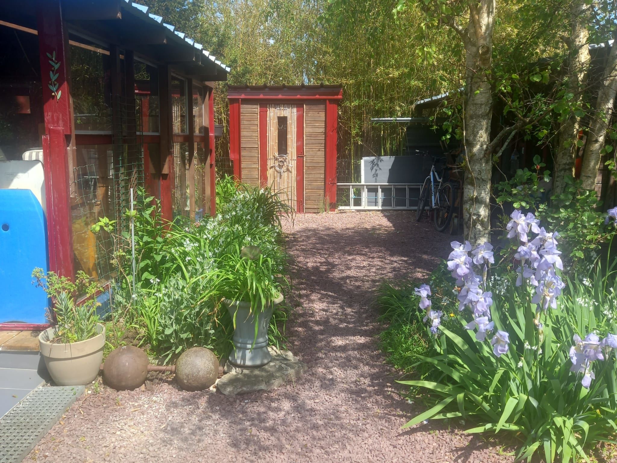 Le Paradis des Fleurs-Buiten