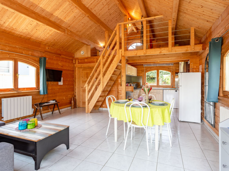 Search and Stay destination Saint-Georges-de-la-Rivière, Normandie - France from AU$ 163. Le Chamalo