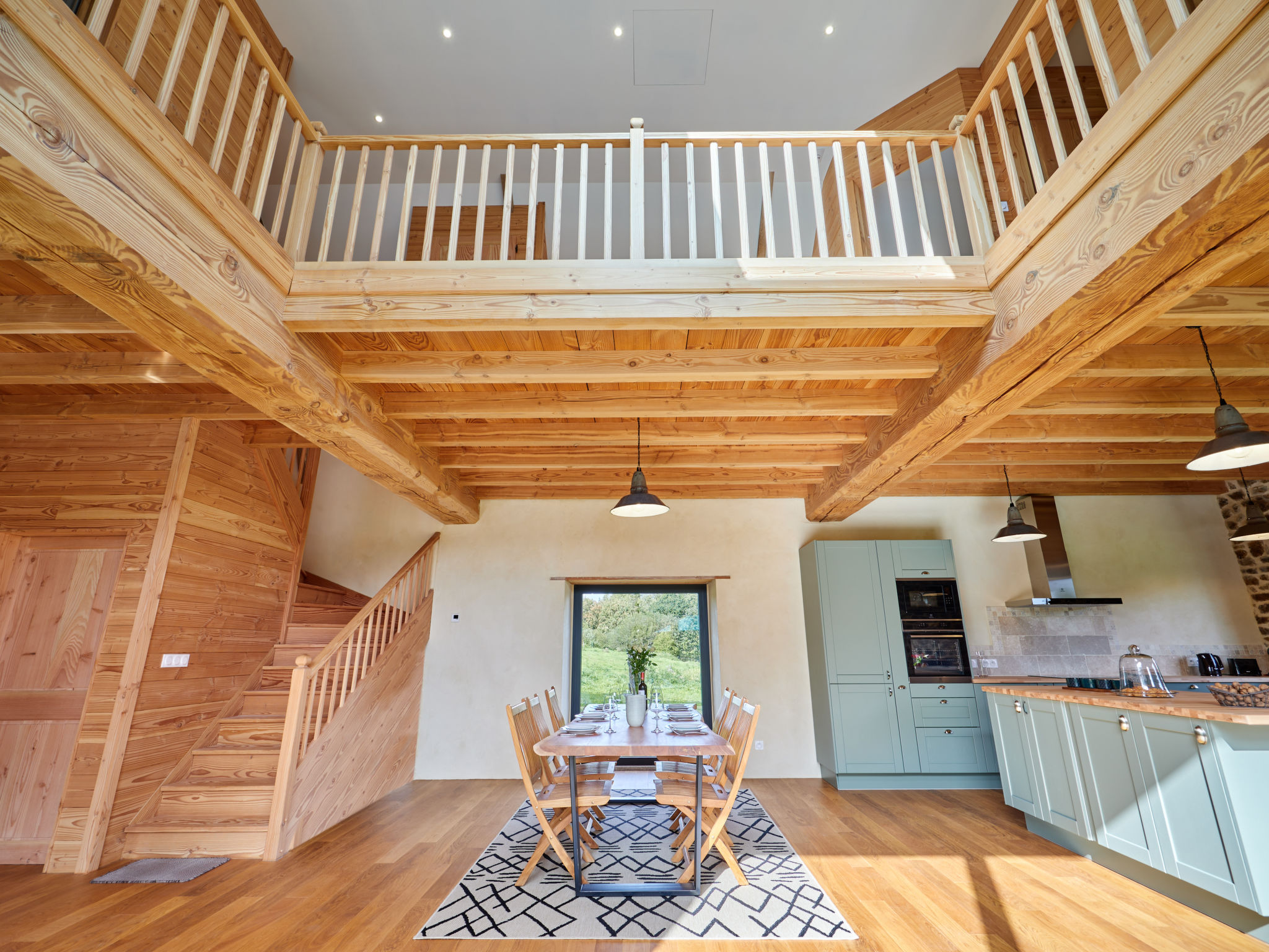 Kitchen / Dining Room