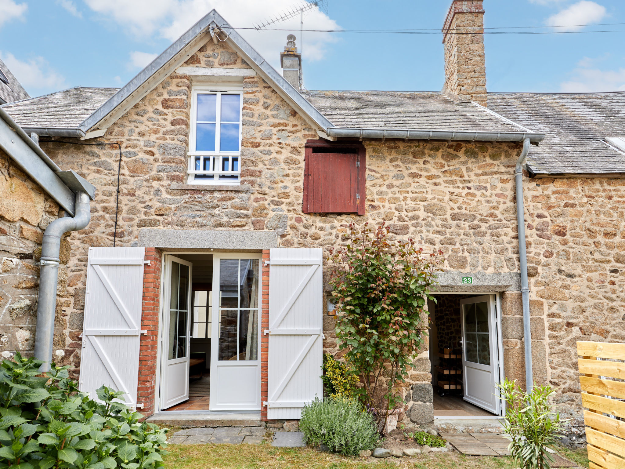 Cottage Carolles-Buiten
