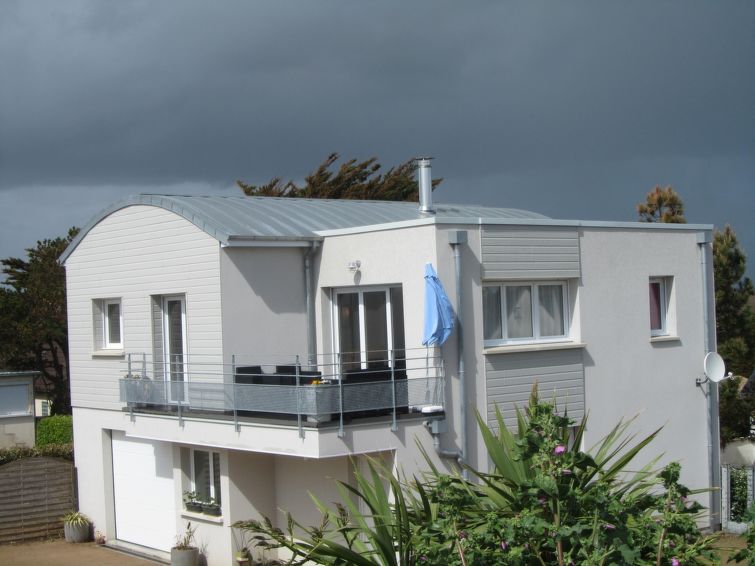 Vrijstaand appartement in Denneville op 300 meter van zee in Aan zee