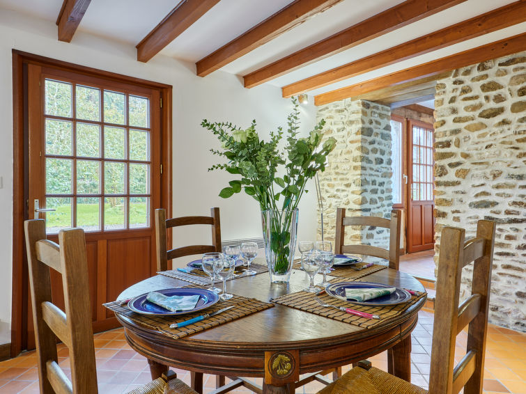 Search and Stay destination Savigny, Normandie - France from AU$ 129. La Voisinière no.1