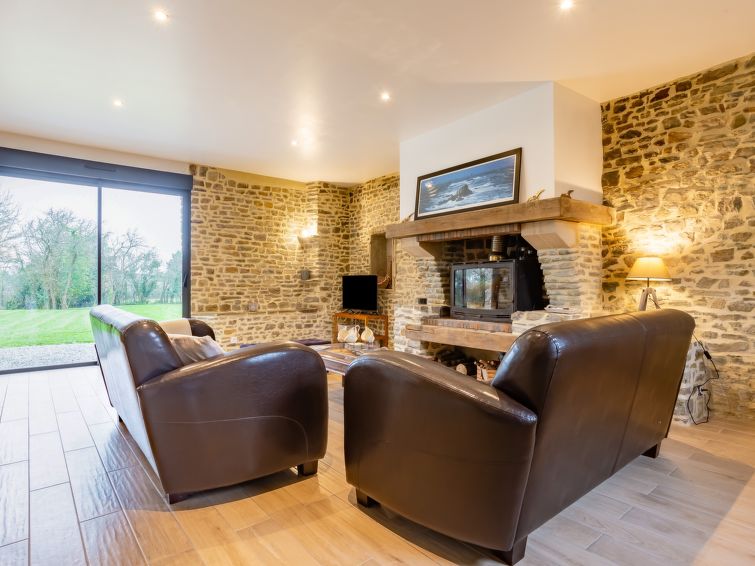 Search and Stay destination La Haye, Normandie - France from AU$ 333. La Longére