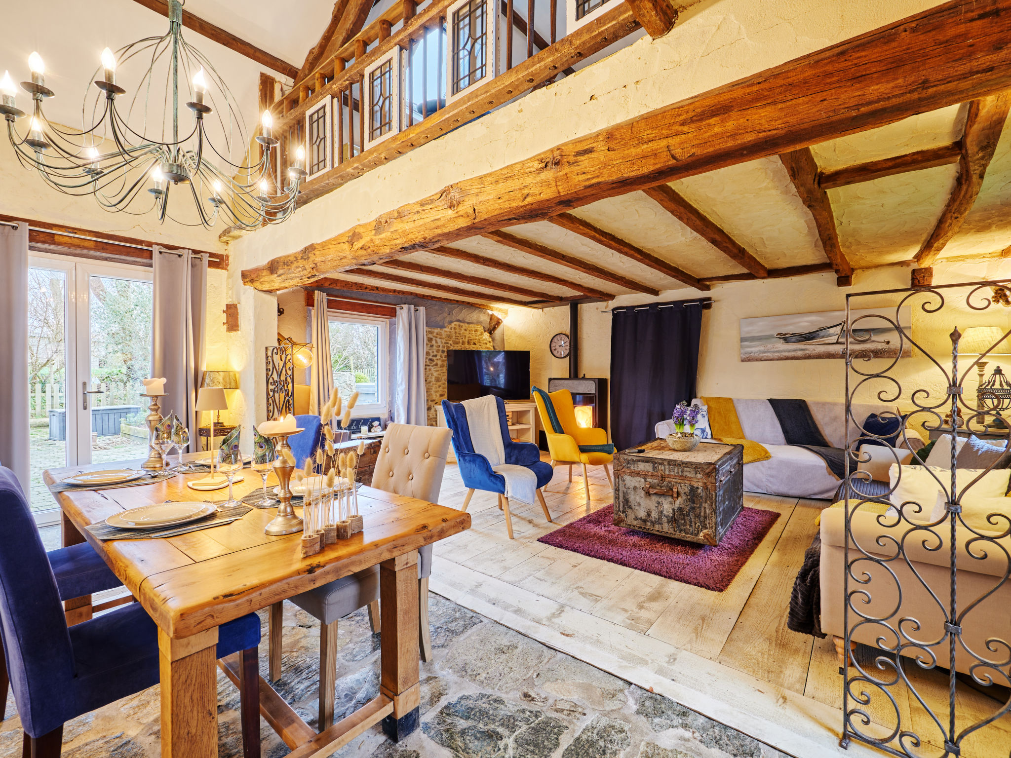 Kitchen / Dining Room