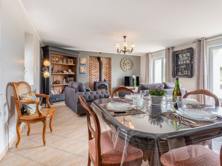 Search and Stay destination Bretteville-sur-Ay, Normandie - France from AU$ 219. Cottage du Hamel es Clos