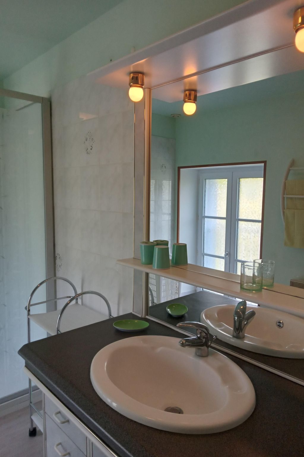 LES CHARMILLES-Inside