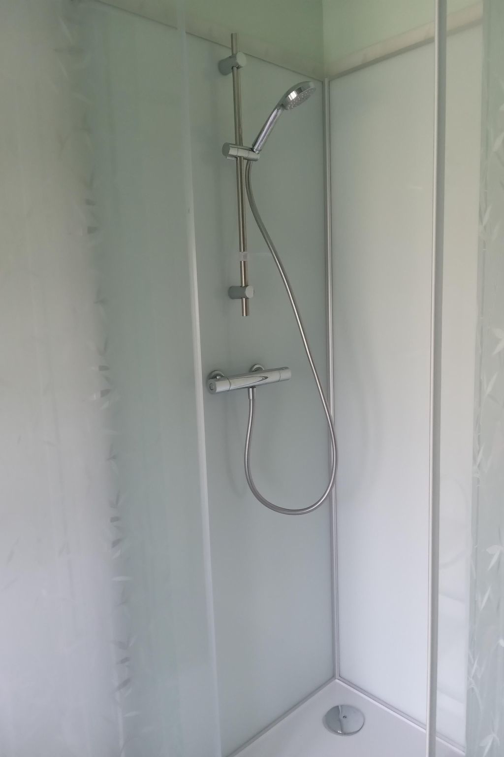 LES CHARMILLES-Inside