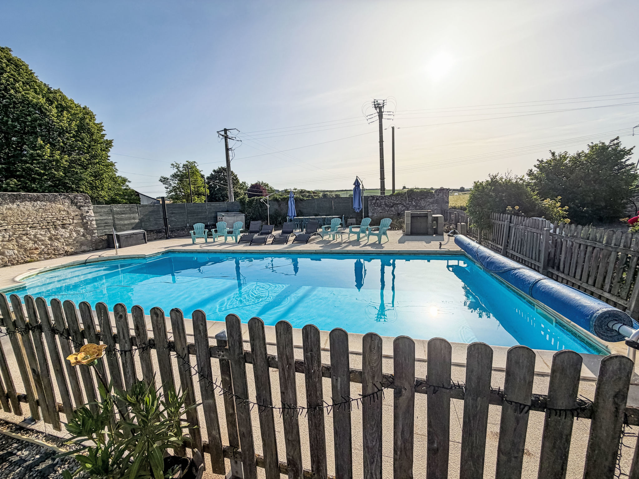 Loire Escapes - Gites für Selbstversorger auf de — Pool Outdoor (3 of 38)