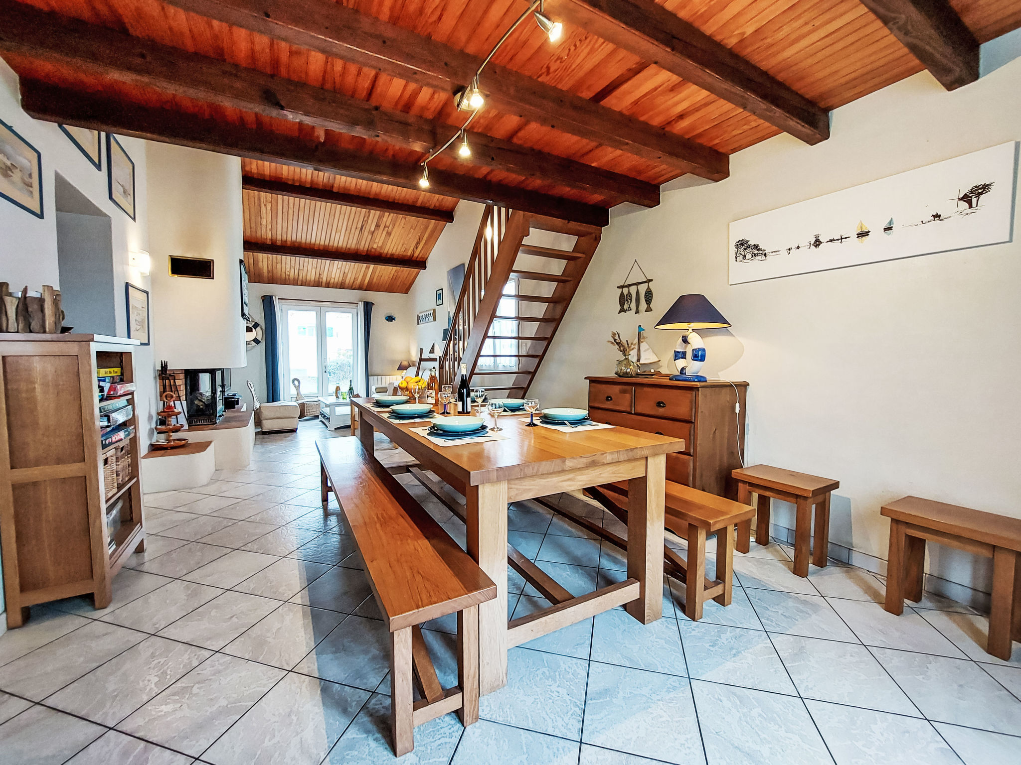 Kitchen / Dining Room