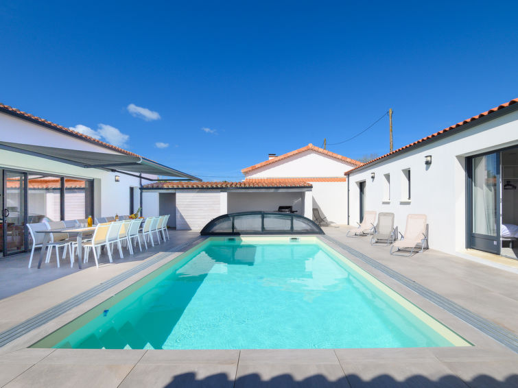 15-persoons villa op Ile de Noirmoutier met verwarmd privézwembad in Ile de Noirmoutier