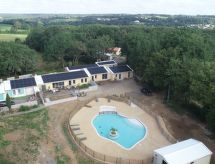 Knus Tiny Cottage voor 3 met boszicht en verwarmd zwembad in de Vendée - thumbnail 6