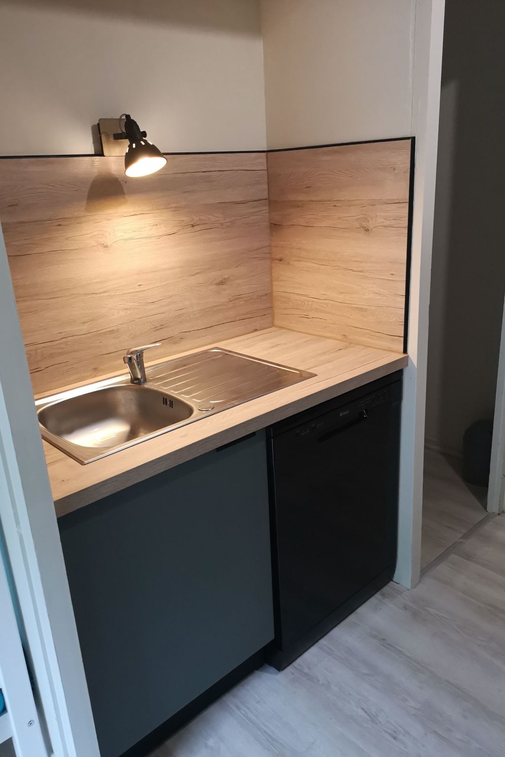 Hübsches Tiny Cottage mit Waldblick im Feriendorf-Binnen