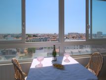 Licht appartement op 500 meter van het strand in Les Sables d'Olonne - thumbnail 1