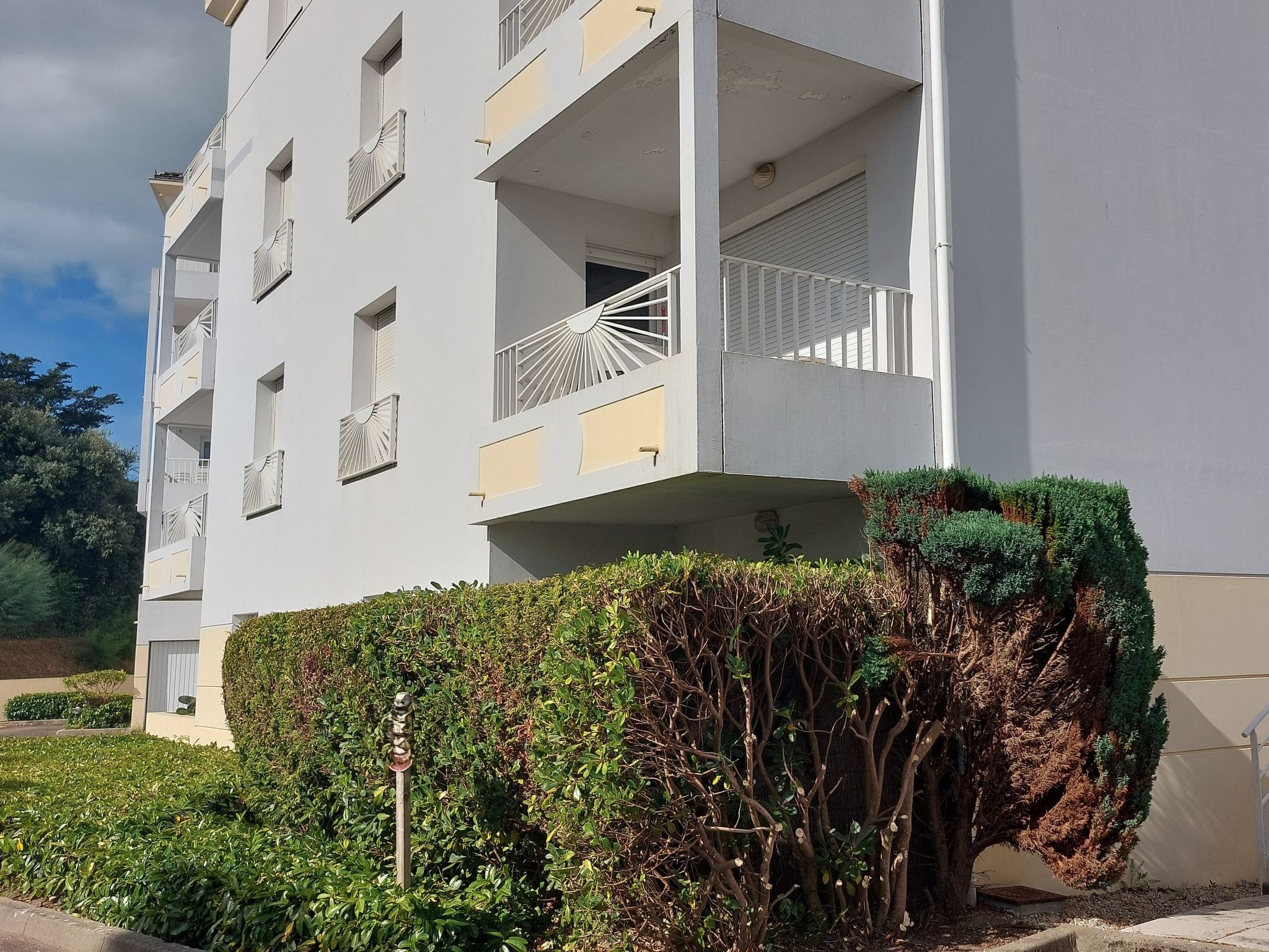 Confort, piscine et plage - Buiten