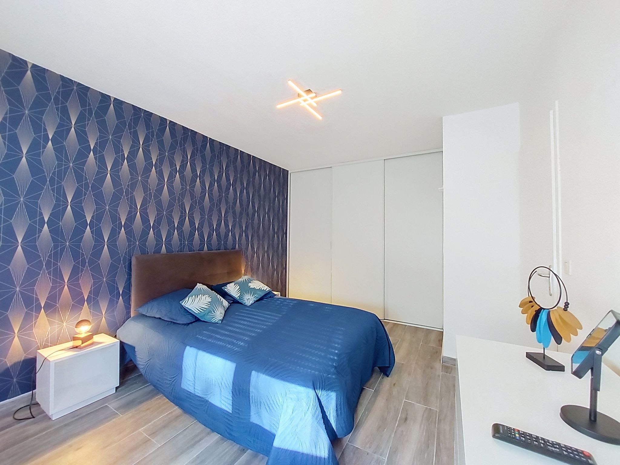 Confort, piscine et plage - Binnen